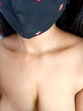 hansika_25 Chat XXX in diretta