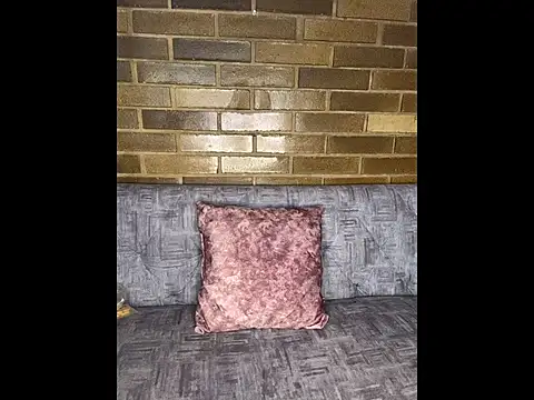 ScarletVelvetX Show Webcam