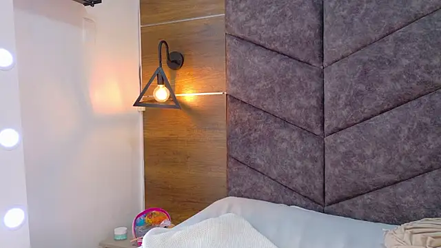 Czat XXX na żywo – AnnieRouse__