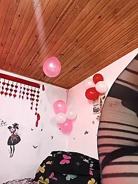 Chatroom XXX en direct de keila_j