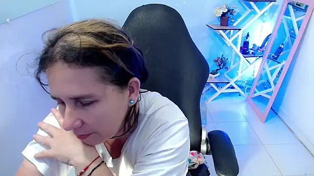 XXX chat uživo modela victoria_jones