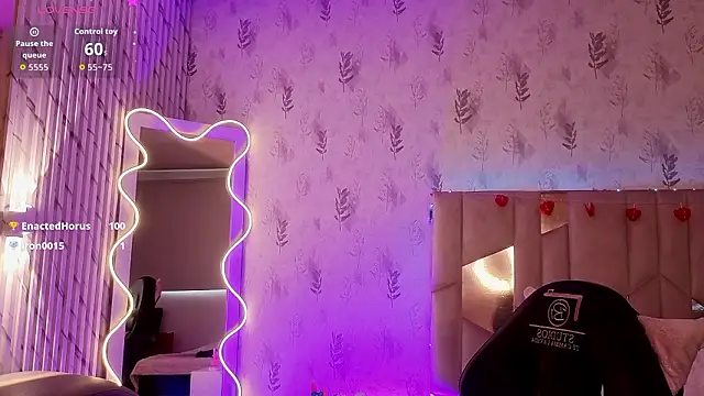 LIHIAN_TAY Show in webcam