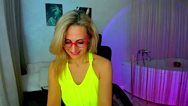 XXX chat uživo modela MuseOfStage