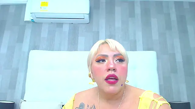 LeahMillerr Adlı Modelin Web Kamerası Şovu