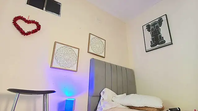 XXX chat uživo modela mary_cute9