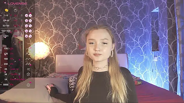 MiaMiaMeow Adlı Modelin Canlı XXX Sohbeti