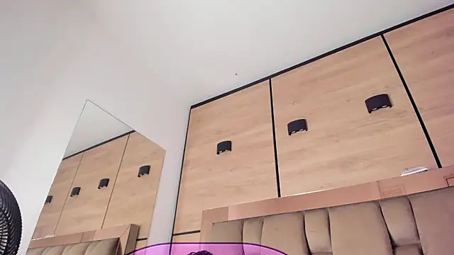 Czat XXX na żywo – karol_lewiss