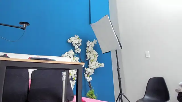 letty_straus 即時 XXX 聊天