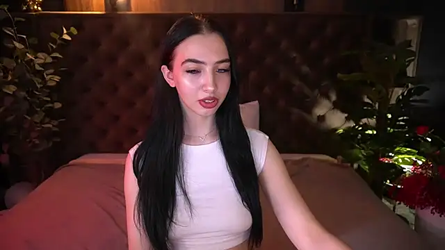 WildKittenX_ – Naživo XXX chat