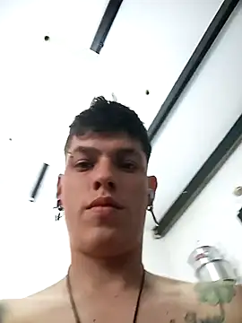 blackninja66: διαδικτυακό σόου στην κάμερα