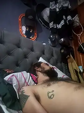 Онлайн чат XXX hairy_mannn