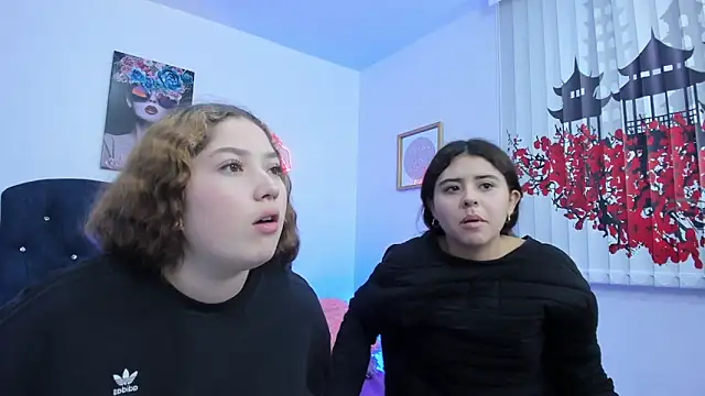 valeria_and_zoe – Kamerová šou