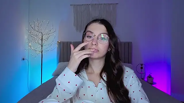 Real_cutie1 Adlı Modelin Canlı XXX Sohbeti