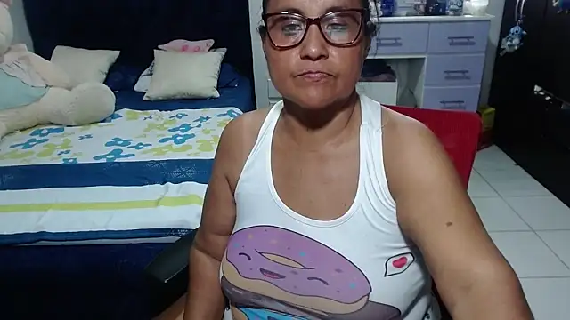 Chatroom XXX en direct de pervert_mommy_