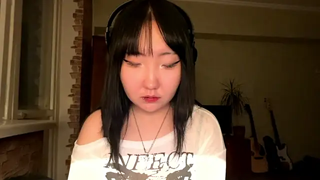 Chat +18 de Yunananaa ao vivo