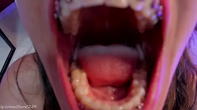 luna_willians Chat XXX in diretta