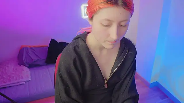 Bloom-fairy Chat XXX in diretta