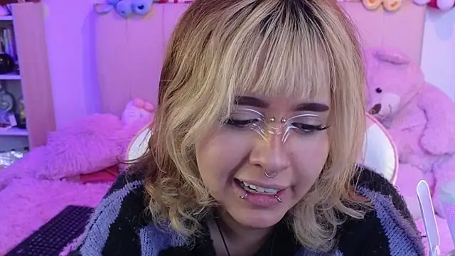 NekoWaifu – Live XXX-chat