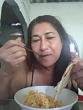 PatriciaGrajales Chat XXX live