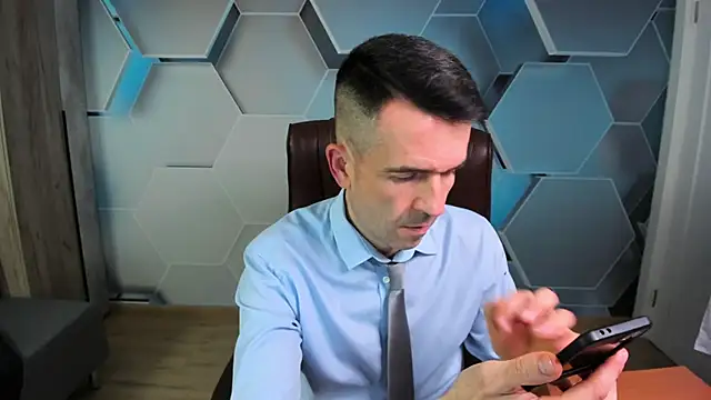 SteveTiger's Live XXX Chat