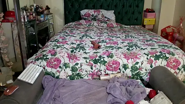 Chat XXX en directo de mzpretty444