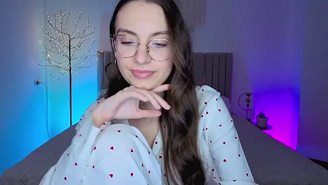 XXX chat uživo modela Real_cutie1