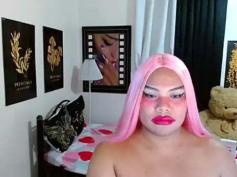 TSbrianaHugeCock – webcam-show