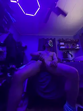 Cloudd_Kingg_Iceyyy's Live XXX Chat