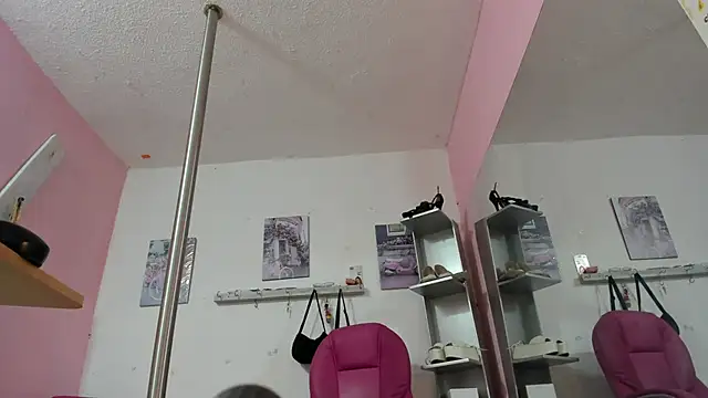 CAMILA--REY: απευθείας συνομιλία ΧΧΧ