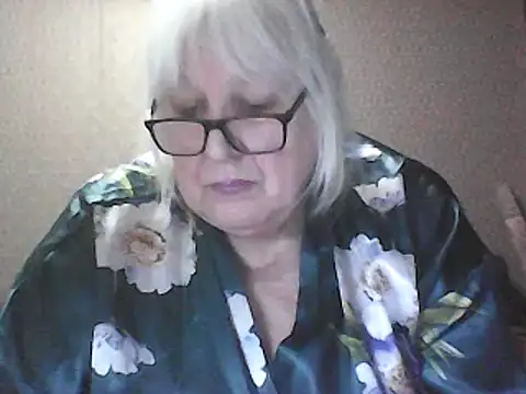 Alexia64231のウェブカメラショー