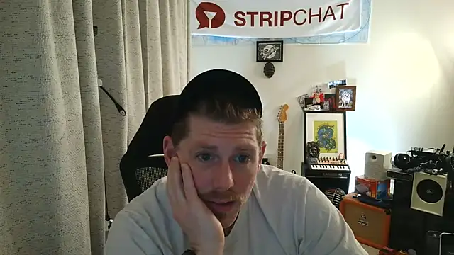 God_Of_ThundeRR's Webcam Show