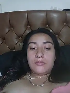 Chat XXX en directo de Hellen_Alex