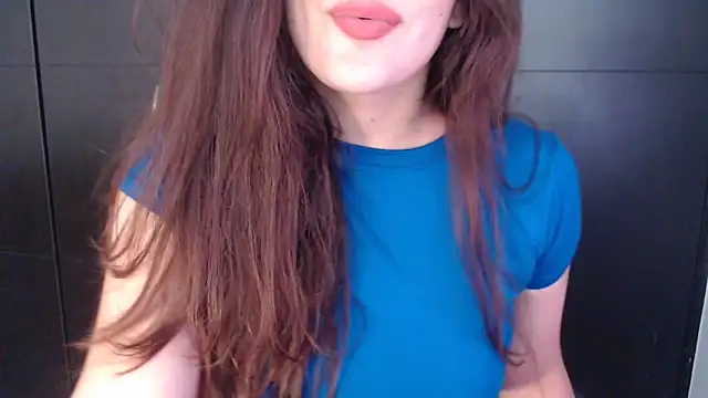 AdharaLujanのライブXXXチャット