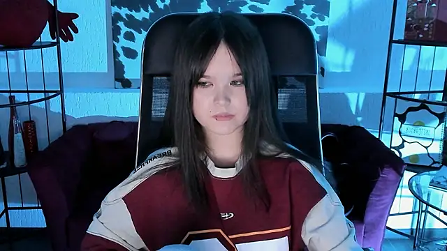 ElainebenessのライブXXXチャット