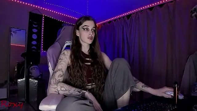 Chatroom XXX en direct de wet_dream_