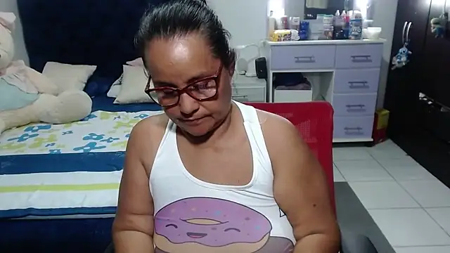 XXX chat uživo modela pervert_mommy_