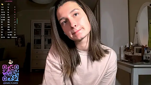 Chat +18 de DarlineBrustera ao vivo