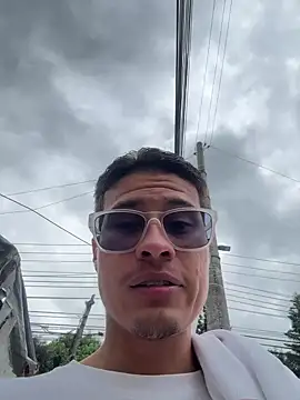 Latin_Paisa_Boy Pertunjukan Webcam