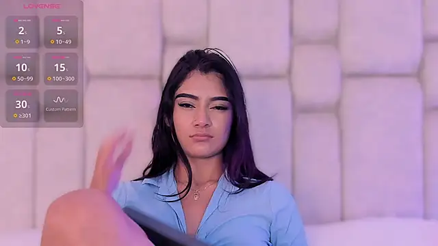 KatherineRuiz_ Adlı Modelin Canlı XXX Sohbeti