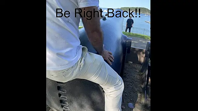 bear_russian_hunk 即時 XXX 聊天