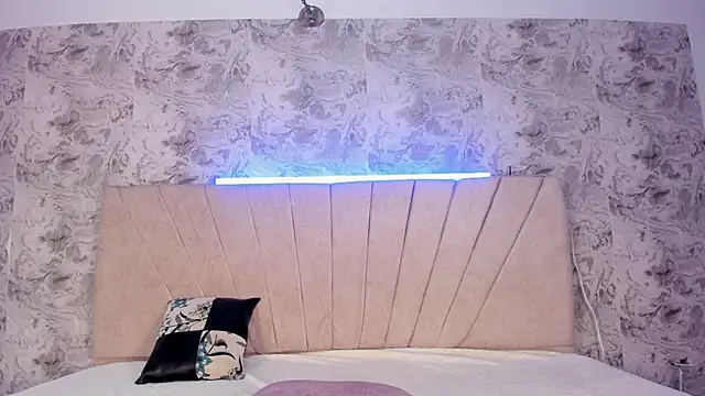 violet_77711: απευθεί ας συνομιλία ΧΧΧ