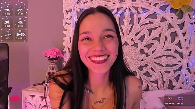 แชท XXX สดของ loraineblake