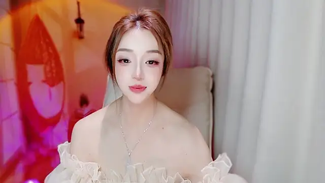 zizi-a's Live XXX Chat