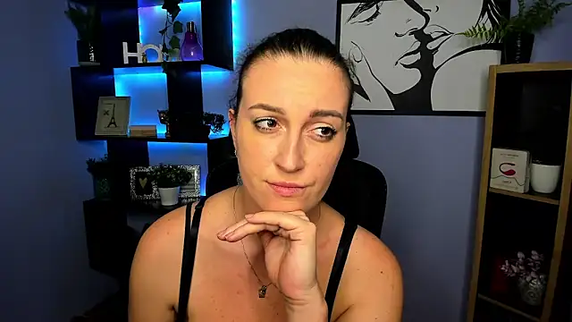 FUN_AMIn Live XXX chat