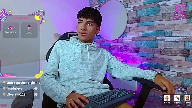 osamu_tay webcam show