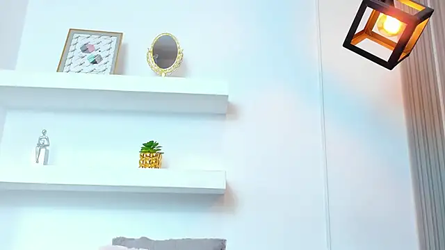 IsabellaMonet: онлайн-секс-чат