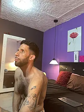 Chat +18 de Karim_mansur ao vivo