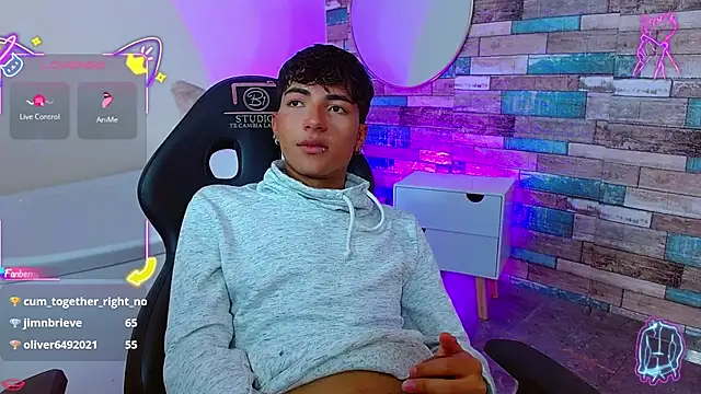 osamu_tay: απευθείας συνομιλία ΧΧΧ