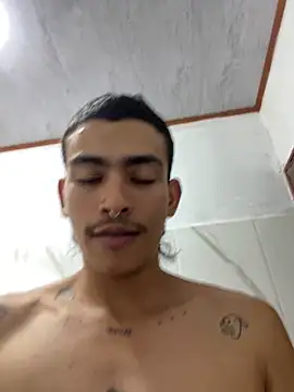 sorry-mom69 即時 XXX 聊天