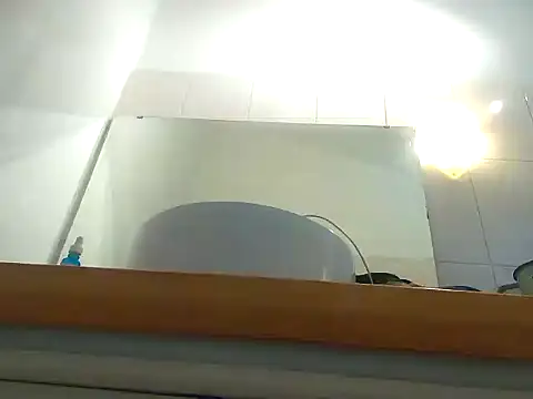 TheGirlWhoStandsUp élő XXX-chatje